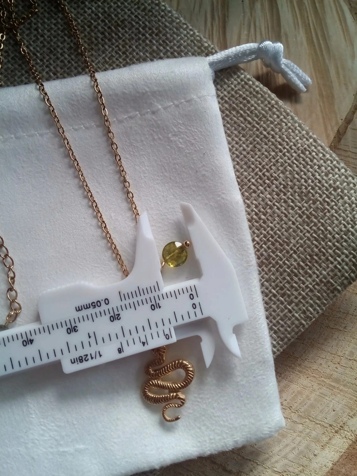 Collier serpent et pierre de péridot naturelle à facettes – photo 5